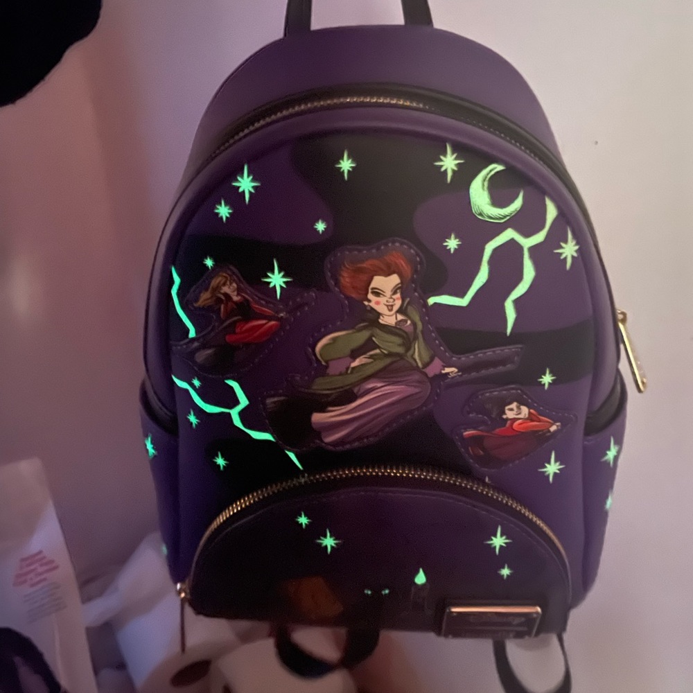 Loungefly Hocus Pocus Backpack - image 7